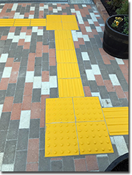 H公園-インター・視覚障害者用シート工事-2